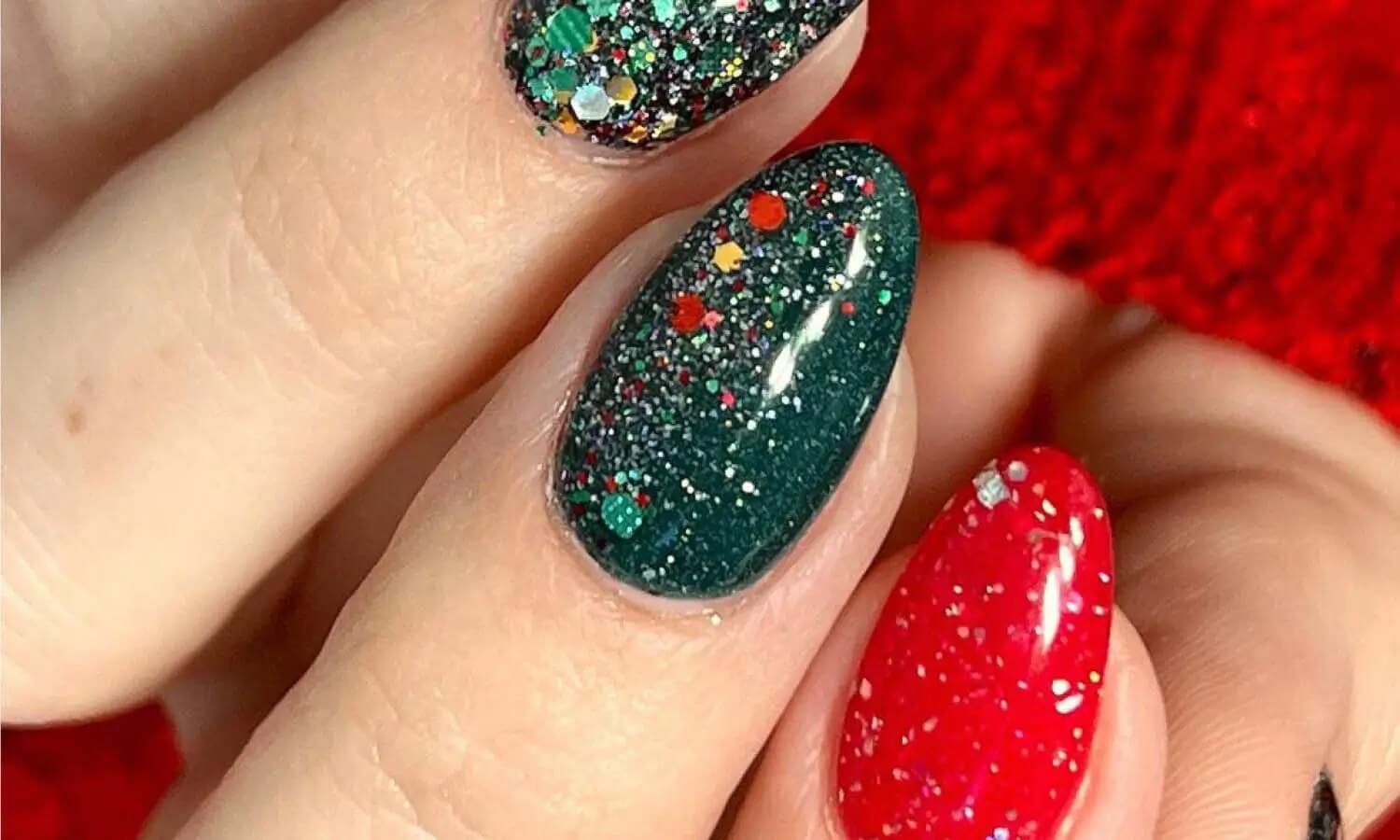 Playful Glitter Nails Design Ideas